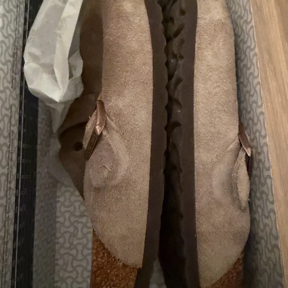 Birkenstock Women Taupe - Picture 2 of 5